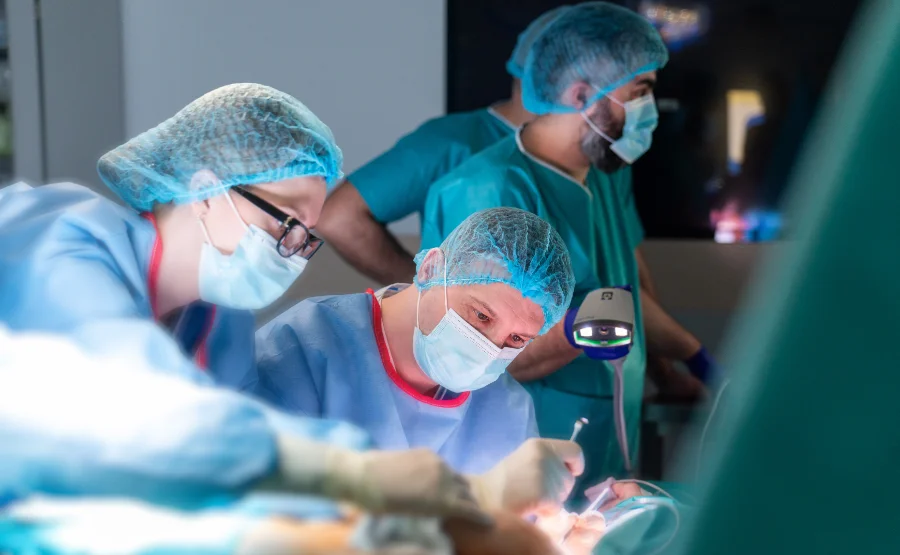 Echipa multidisciplinară pentru sănătatea femeii – senologie și ginecologie